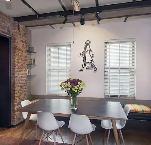 Doctors Spacious Place شقة اسطنبول